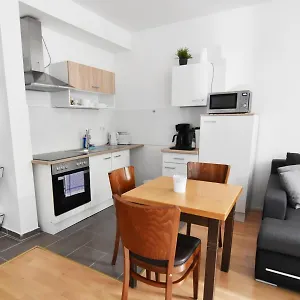  Apartment Dorya Am Ring
