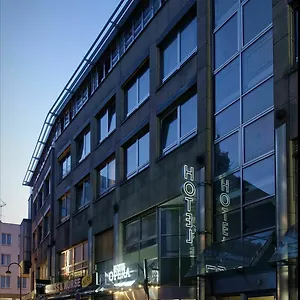 3* Szálloda Opera