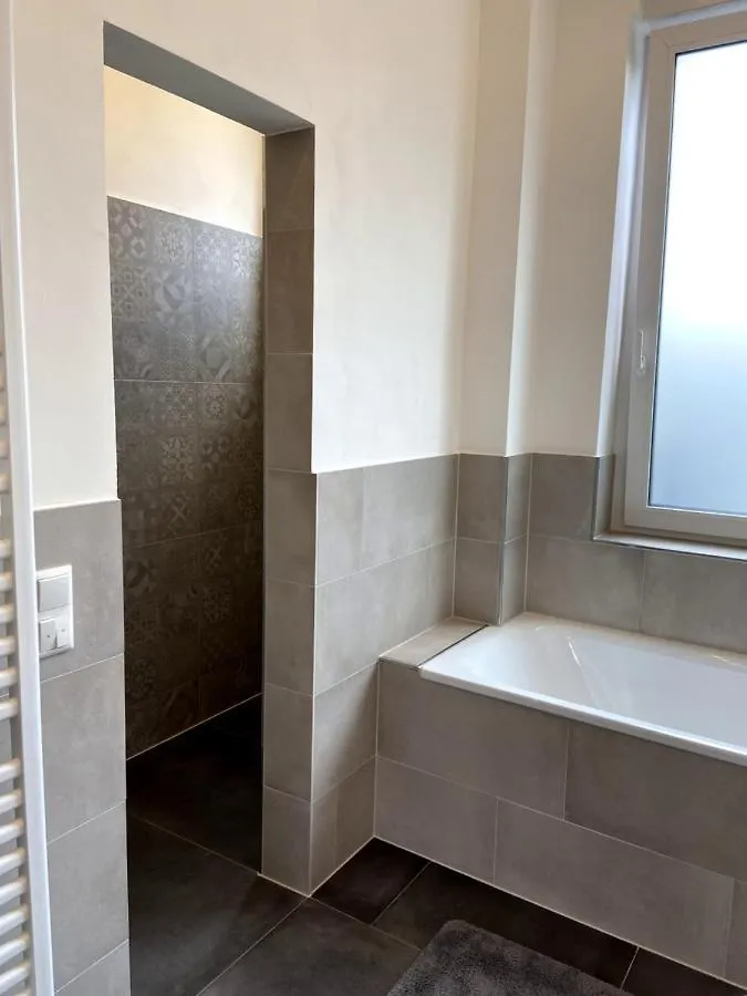 Apartment Wunderschoene Sanierte Wohnung Vor Den Toren Koelns